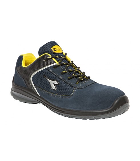 SCARPE ANTINFORTUNISTICHE DIADORA MODELLO D-BLITZ - LAVORANDO SRL